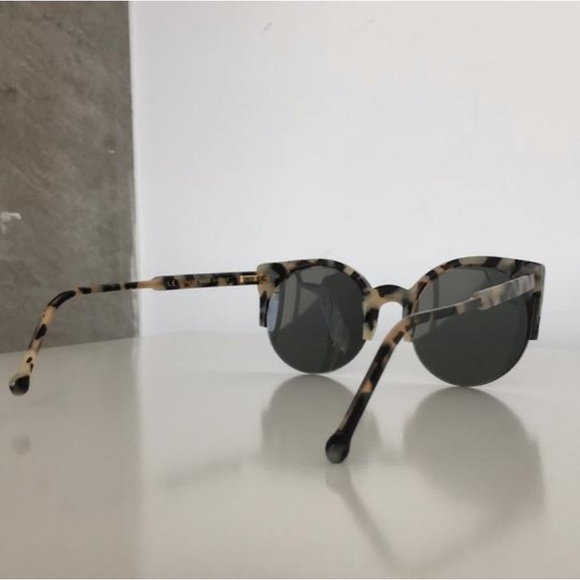 RETROSUPERFUTURE: Super "LUCIA" Puma Sunglasses - Picture 6 of 9